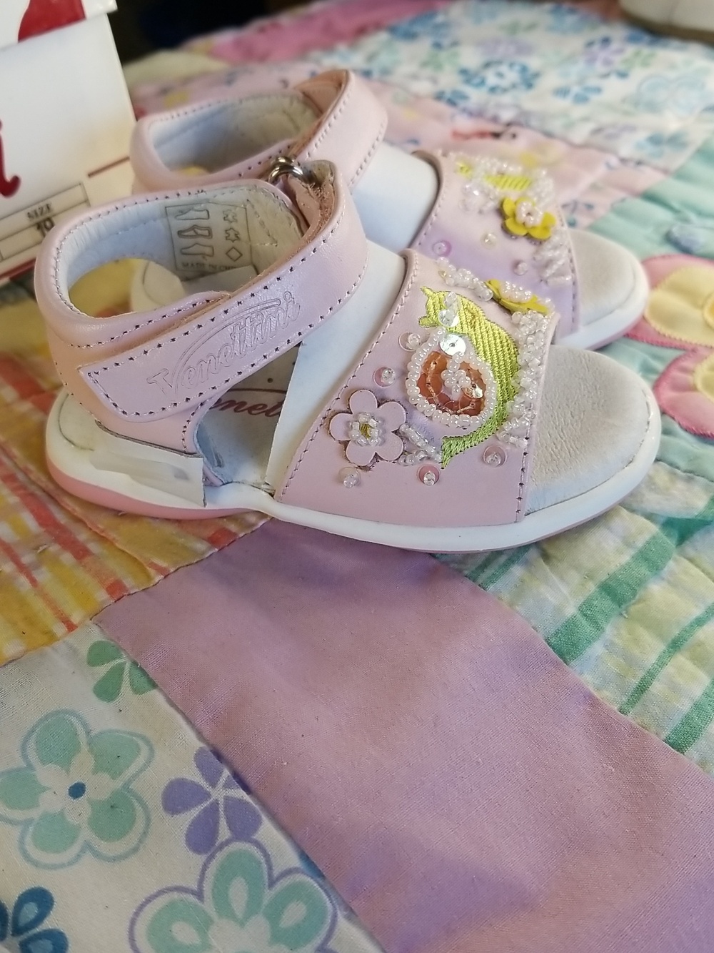 Venettini Pink Leather Sandals W/Stitched Snails Pearl's & Beads Euro 19 NIB US4 - Picture 3 of 7